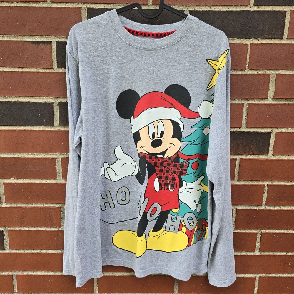 Disney Men's Mickey Mouse Holiday Christmas top Medium Long Sleeve Cotton Gray
